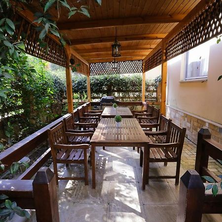 Pine-Tree Apt W/ Private Garden 50 M From The Sea Golem  Esterno foto